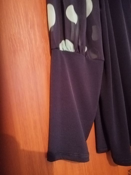 Дамски блузи. Трико и шифон. Панталон. Сако