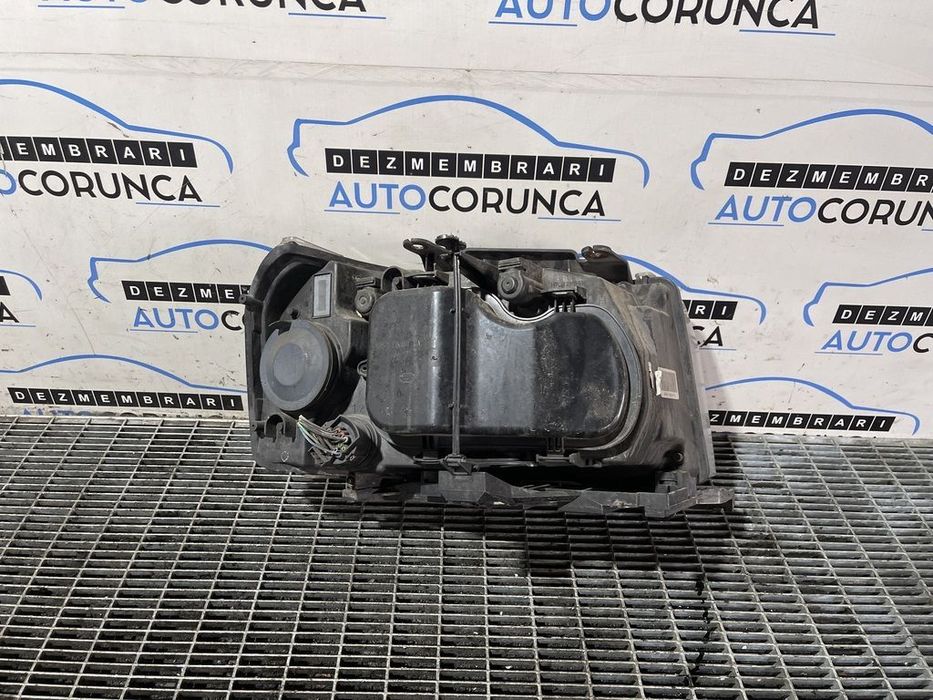 Far Stanga Land Rover Freelander 2 2006 - 2010 SUV 4 Usi (1049) Fara xenon