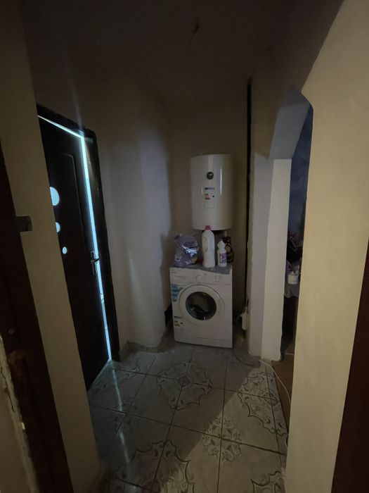 Vand apartament cu 3 camere