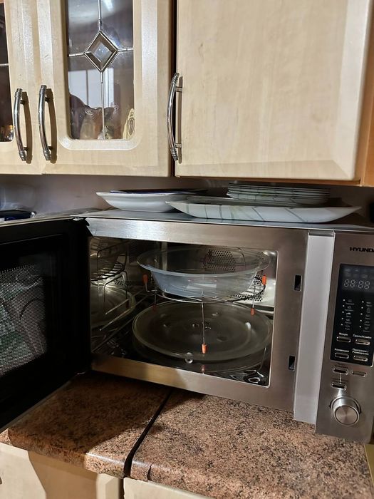 Микроволновка новая