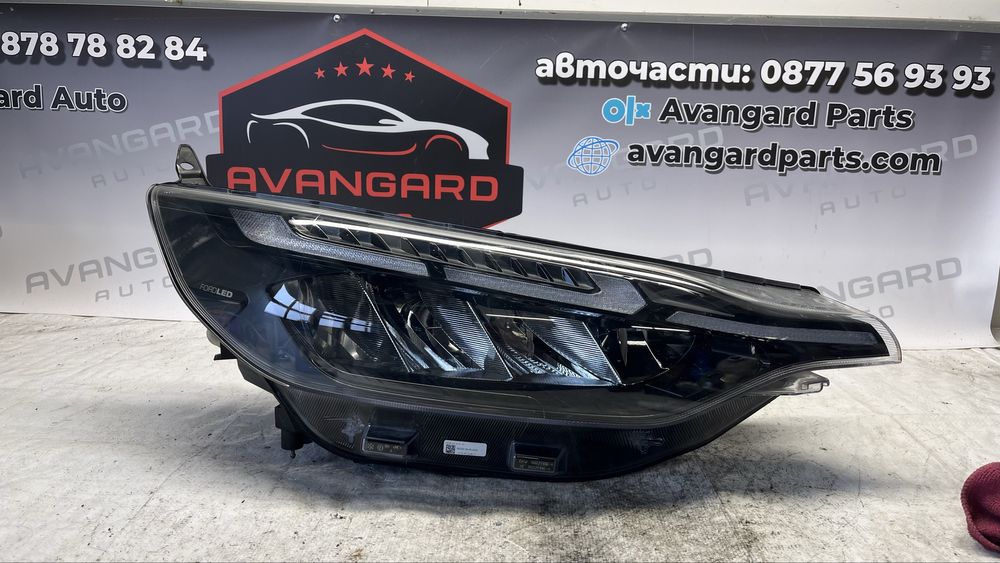 Ford Transit Custom ляв и 2 броя десен фар