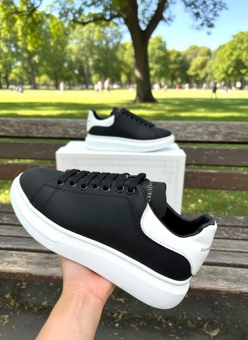 Adidasi Alexander Mc Q u e e n Negru-Alb - Full Box Piele