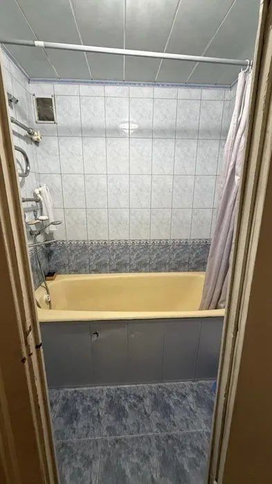 Продается 3х ком.кв. 3/2/5 Сергели 1
