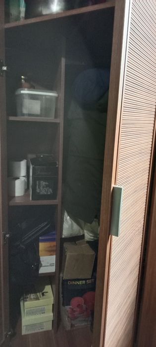 Угловой большой шкаф