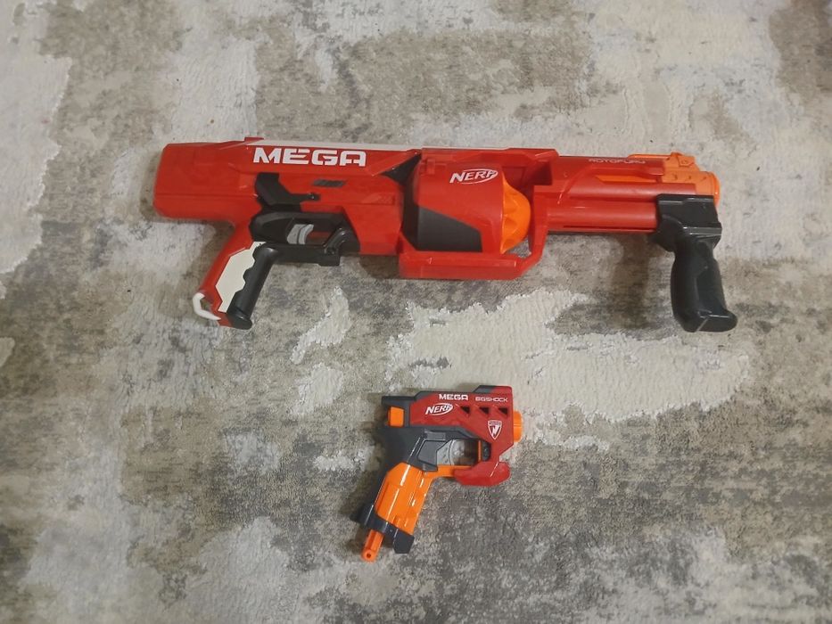 Pușcă și pistol Nerf