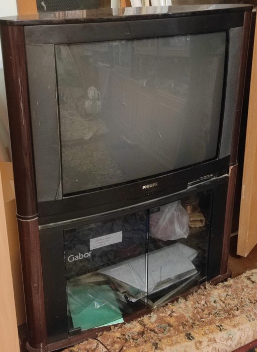 Отдам 1 телевизора второй бесплатно
