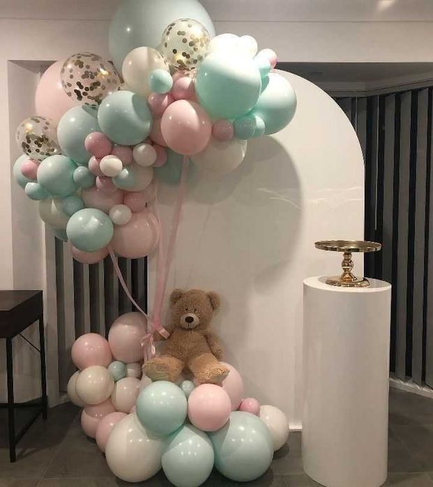 Ursulețul zburător din baloane pentru Zile de nastere Nunuti Botezuri