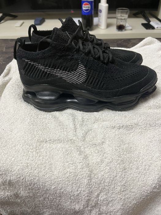 Nike scorpion  mărimea 40