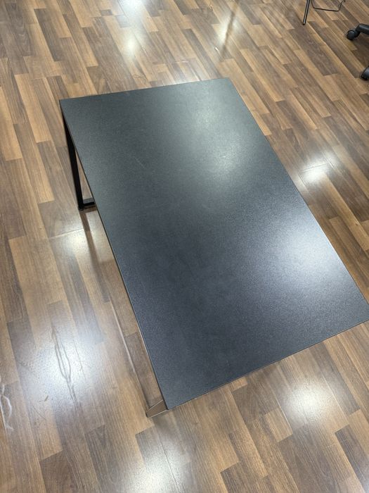 Журнальный столик