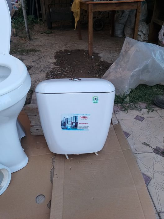 Унитаз и раковина