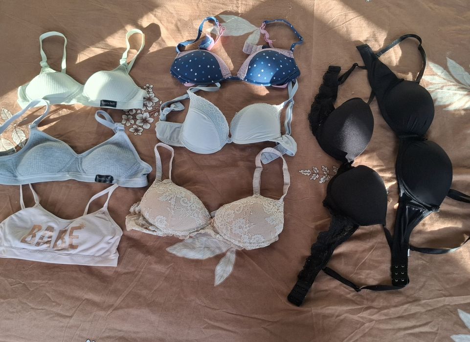 Продавам сутиени здрави и хубави