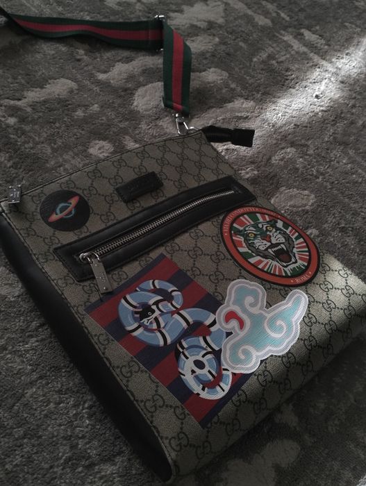 Gucci Supreme Messenger Bag