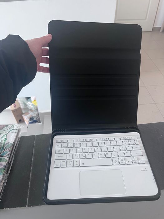 Huse universale de tablete