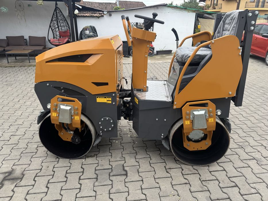 Vand cilindru compactor 1.5 t cu vibratie