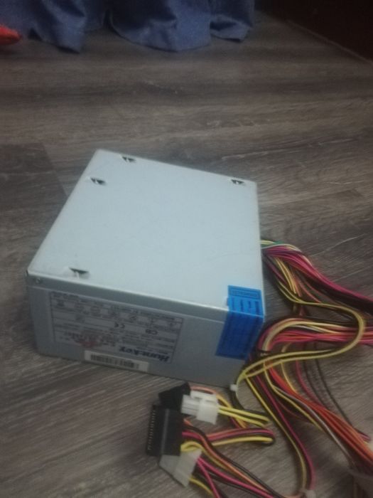 Блок питания huntkey 350 ватт