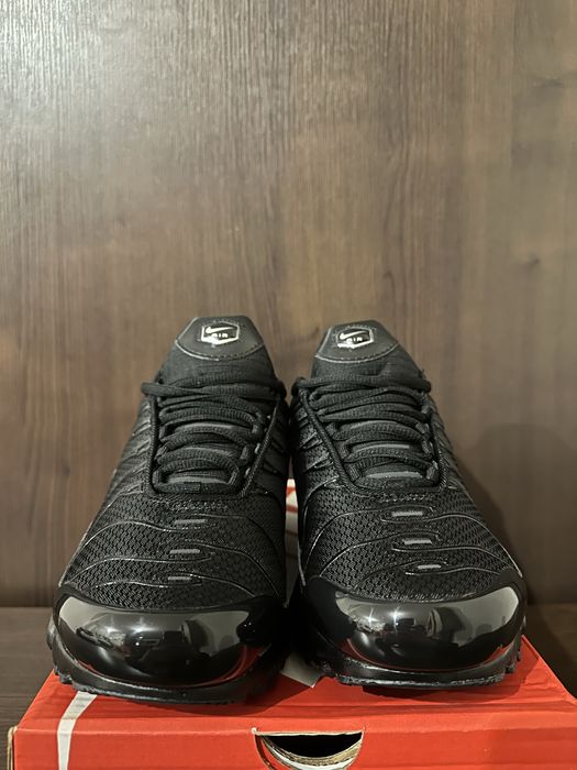 Nike Air Max Plus Triple Black - 40,41,42,43,44,45,46