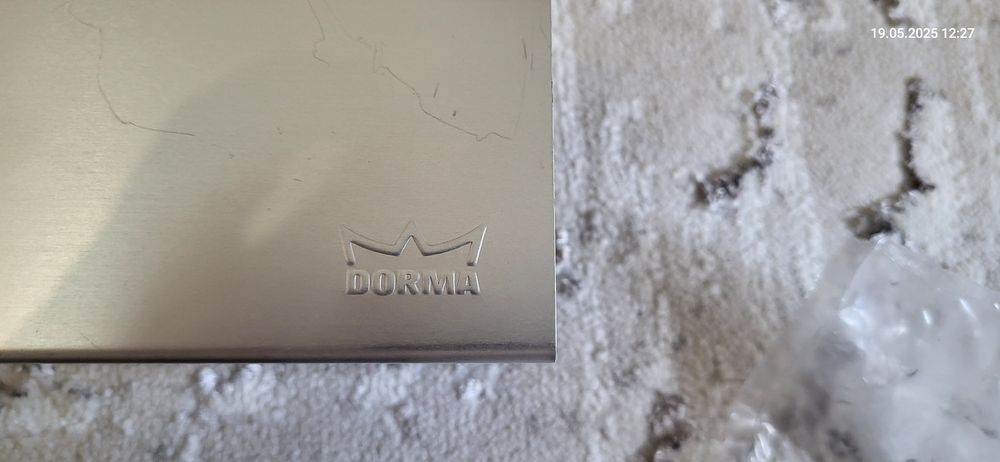 Дверной доводчик DORMA