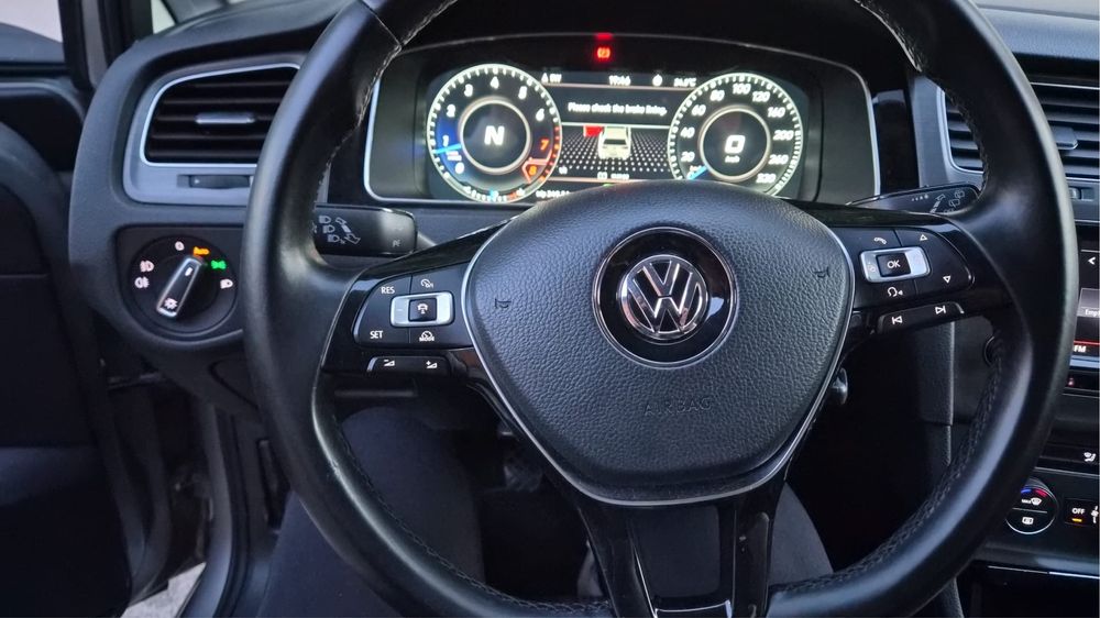 Vind Golf 7 benzina  1400 inscrisa  Recent