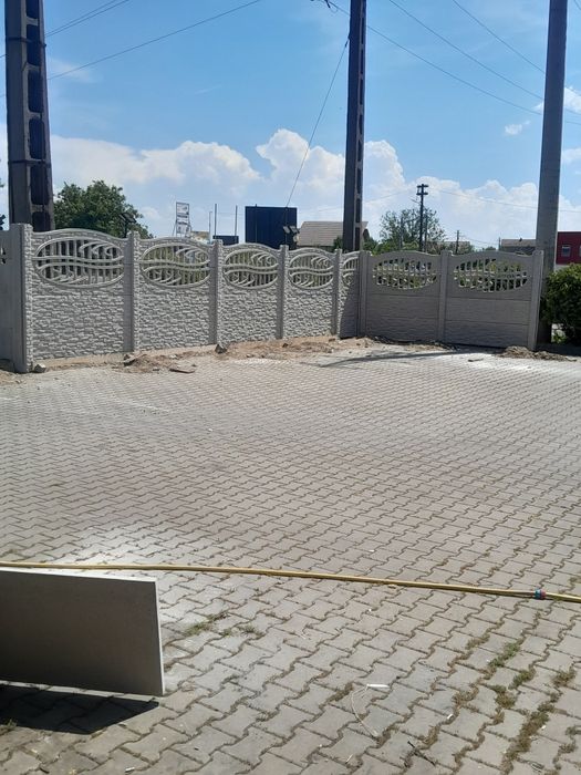 Garduri din beton prefabricate