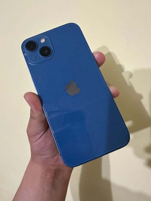 Айфон 13 хорошем состоянии