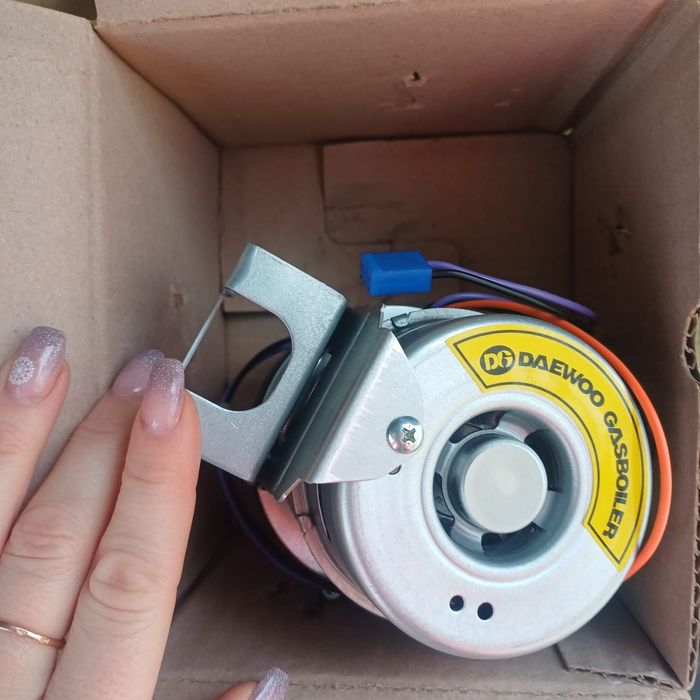 Трехходовой клапан,  насосы 5070, 0125  Daewoo Дэйво