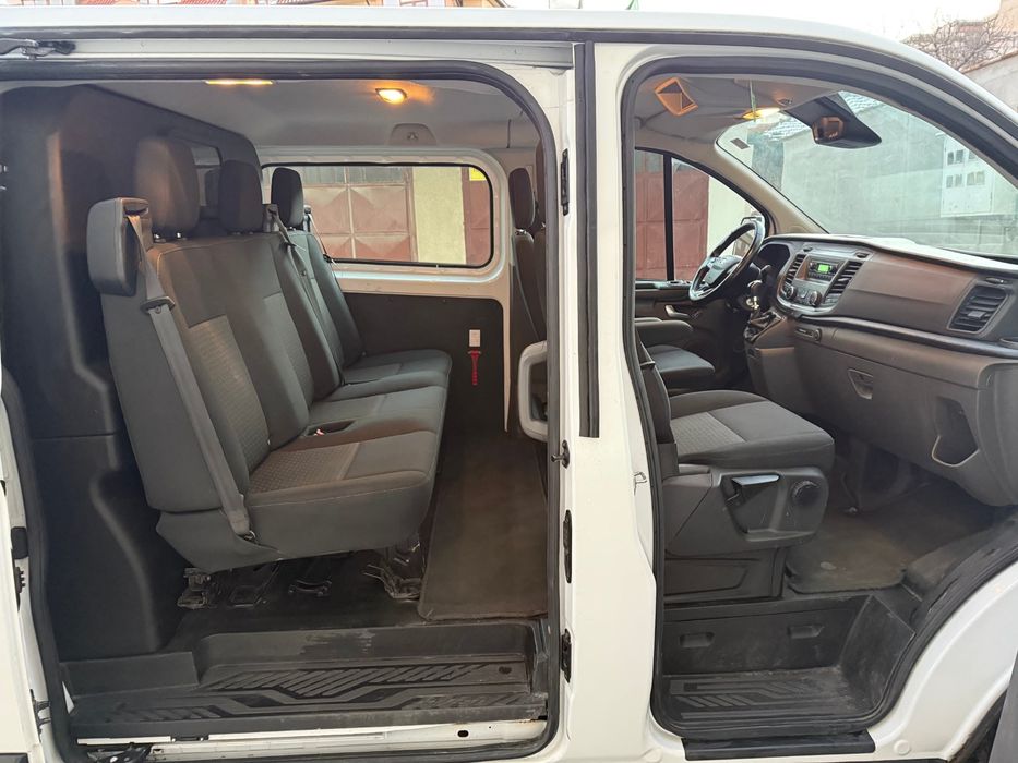 Ford tasit custom 2019