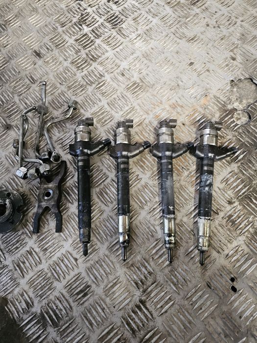 Brida cu șurub Injectoare ford transit 2.4 tdci euro4