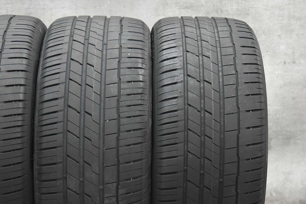 Гуми 275/40/21 Hankook 2 броя.