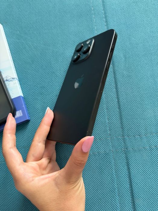 iPhone 16 Pro Max 256GB Black Titanium – IMPECABIL +husă +folie sticlă