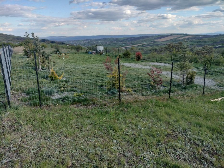 Vând grădină de relaxare și stat în tihnă, in Cluj-Napoca, Valea Fânațelor spre Pădureni