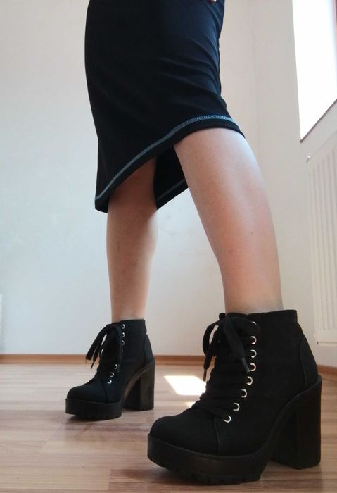 Fusta Ann Taylor Loft sport masura XS / S fuste 3/4 Stare foarte buna