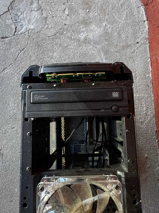 2 Carcase PC - Componente