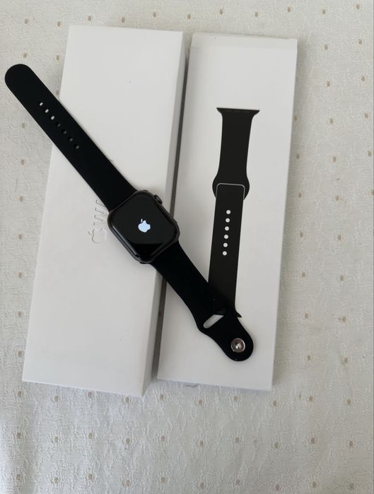 Продам Apple Watch смарт часы