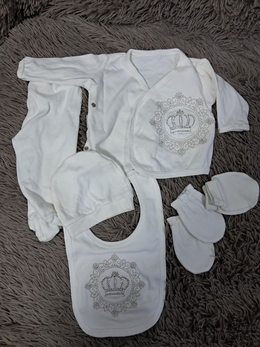 Одежда для новорожденных