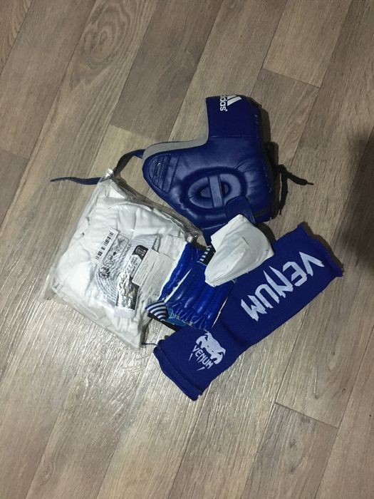 Кимано , шлем, перчатки