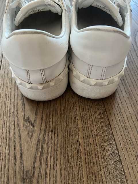 Сникърси Valentino