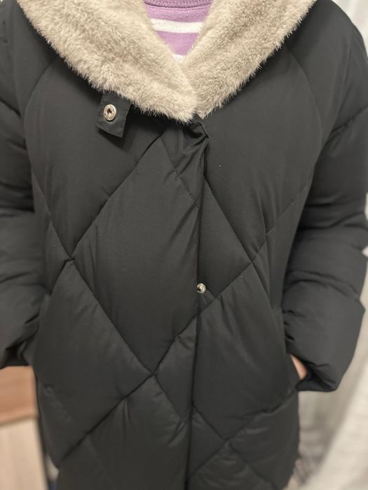 Продам  куртку одевала два раза