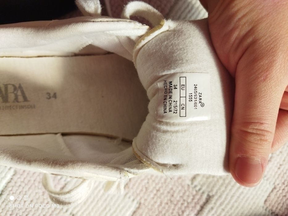 Кроссовки для девочки