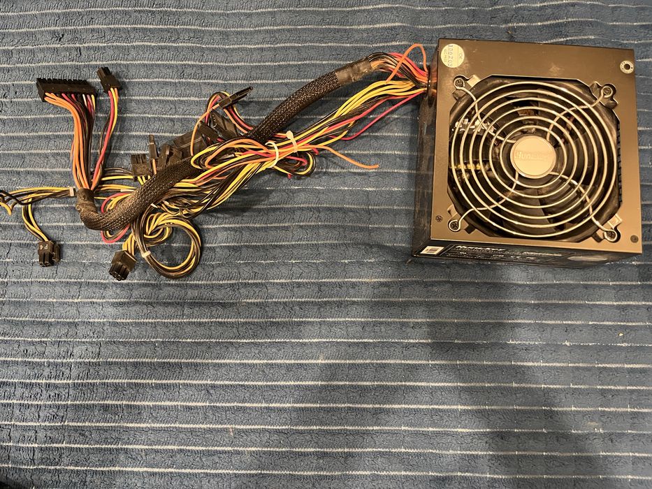 Продам блок питания