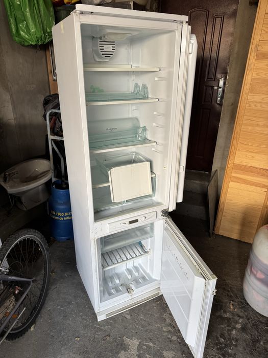 Vand frugider +congelator