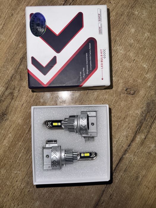 LED лампы H15 Новые