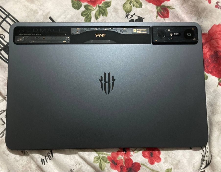 Redmagic Nova Gaming Tablet 144Hz