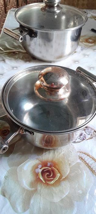 Кастрюли в хорошем состоянии