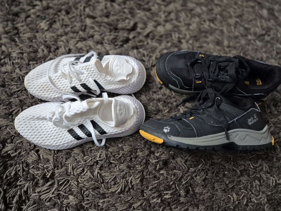 Incaltaminte copii Jack Wolfskin mar 33,adidasi Adidas mar 33
