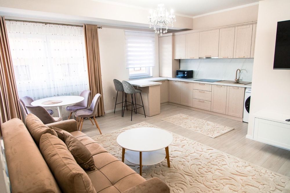 Apartament 2 camere , mobilat, loc de parcare, boxa, etaj 2 Radauti