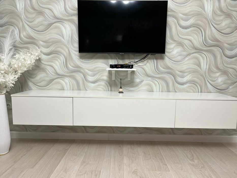 Тумба подвесная под телевизор