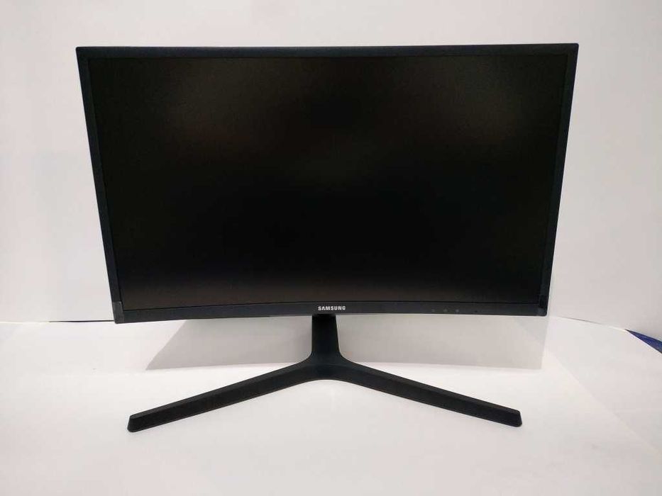 Monitor SAMSUNG 27 CURVED manitor sifati zo'r