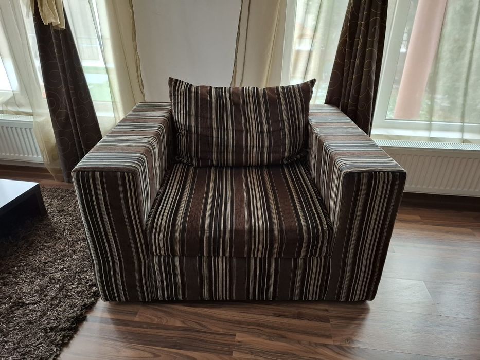 Mobilier living+ mobilier hol +canapea
