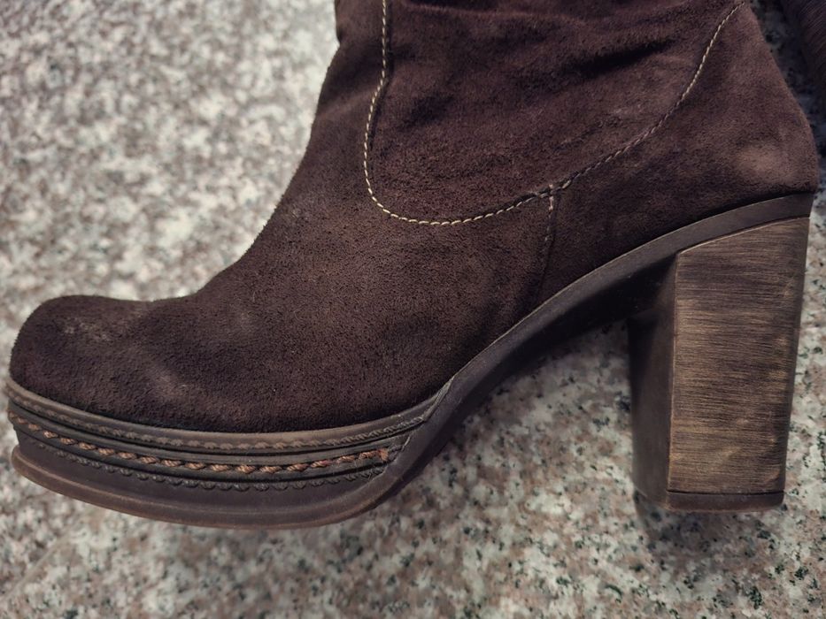 Уникални ботуши - естествен велур 39