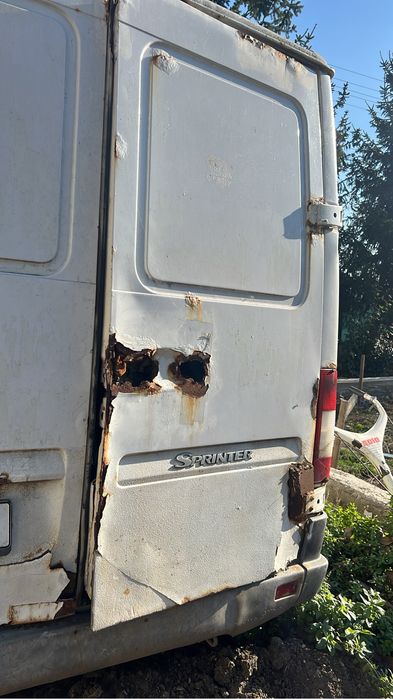 Vand Mercedes Benz 208 ,izoterm